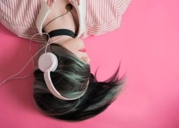 Ragazza e musica, Credit Pixabay