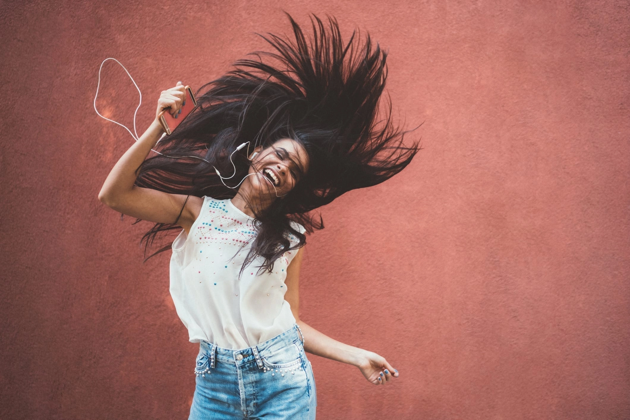 Ragazza e musica, Credtis iStockPhoto