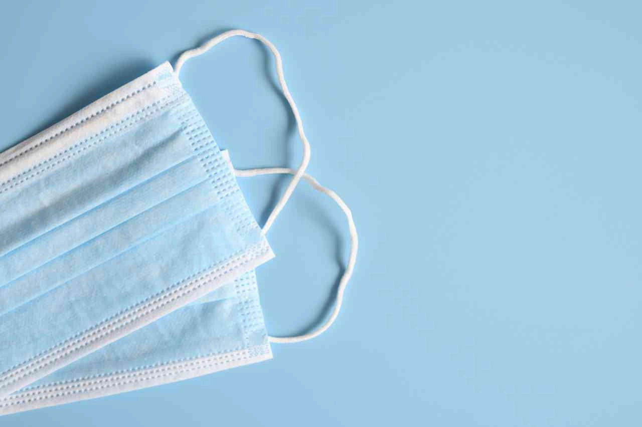 Mascherine chirurgiche, Credits iStockPhoto