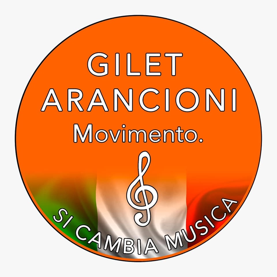 Credits alla Pagina Facebook "Movimento gilet Arancioni"