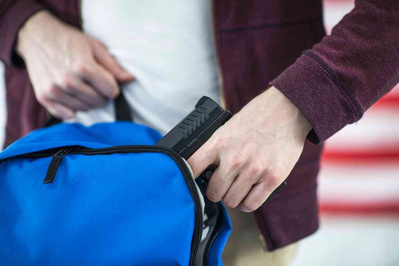 Studente armato, Credits iStockPhoto