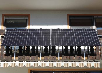 italia,-il-kit-fotovoltaico-domestico:-la-soluzione-alla-bolletta-cara